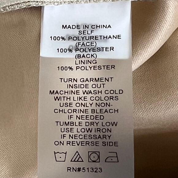 Vince Camuto Womens Faux Leather Pants 22W Gold Metallic Pull On Straight Leg - Picture 4 of 7